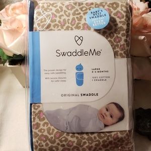 New Swaddle Me size large leopard print new!